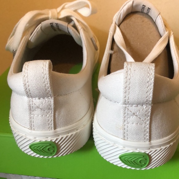 Cariuma OCA  off-white canvas sneaker Woman’s 10 Men’s 8.5 New - Picture 7 of 8